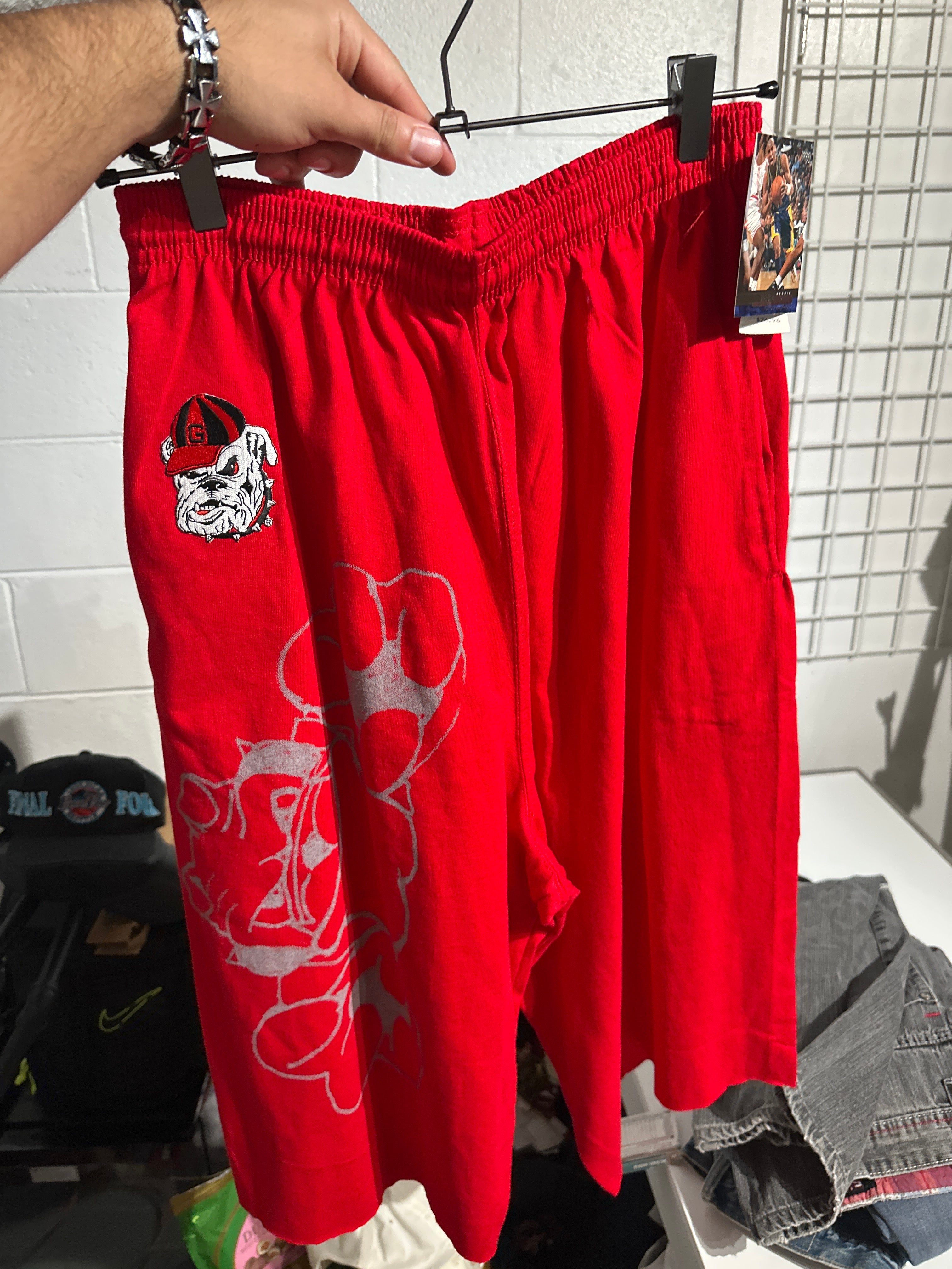Vtg UGA Sweat Shorts (L)