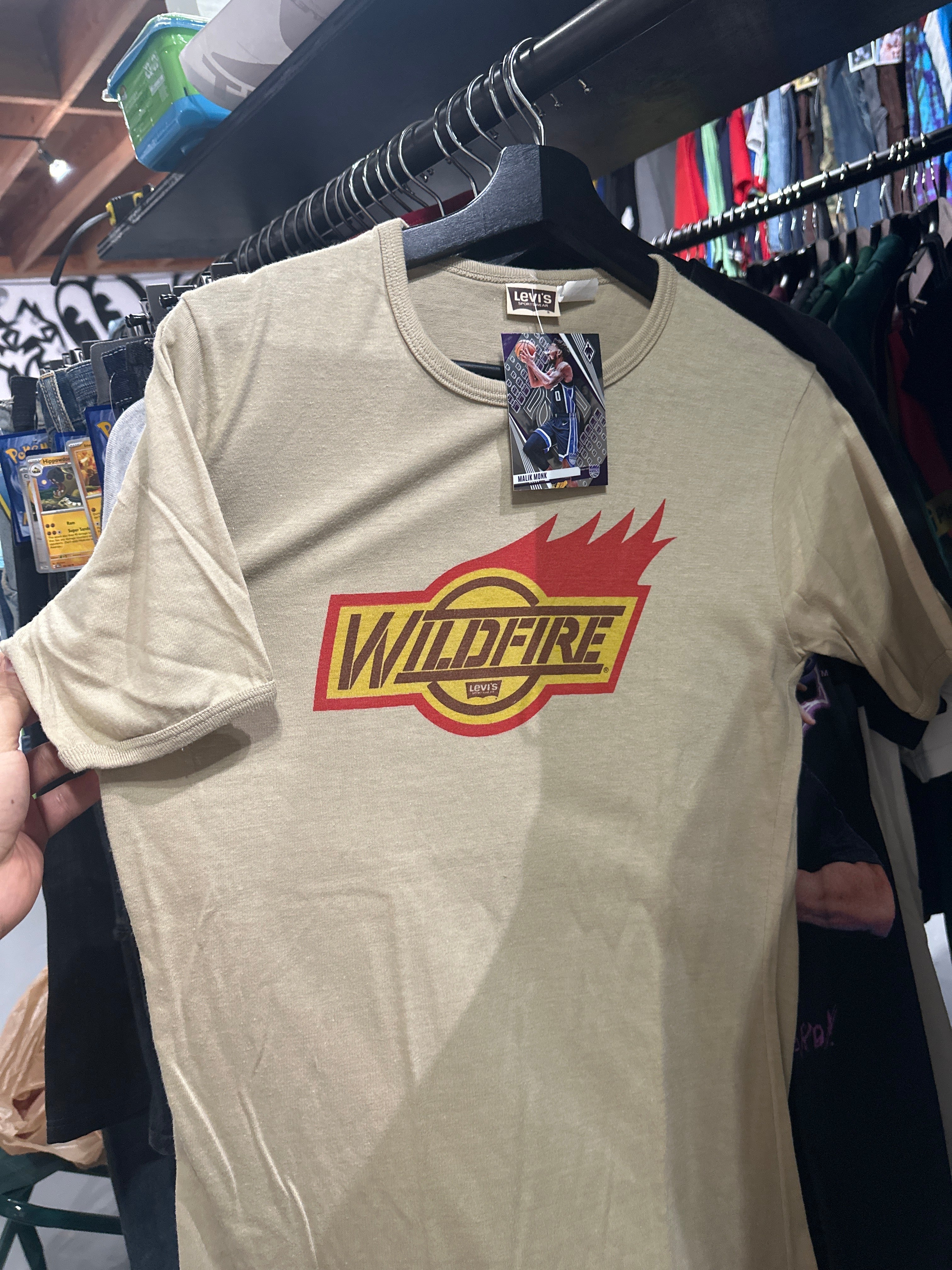 Vtg Levi’s Wildfire Tee (M)