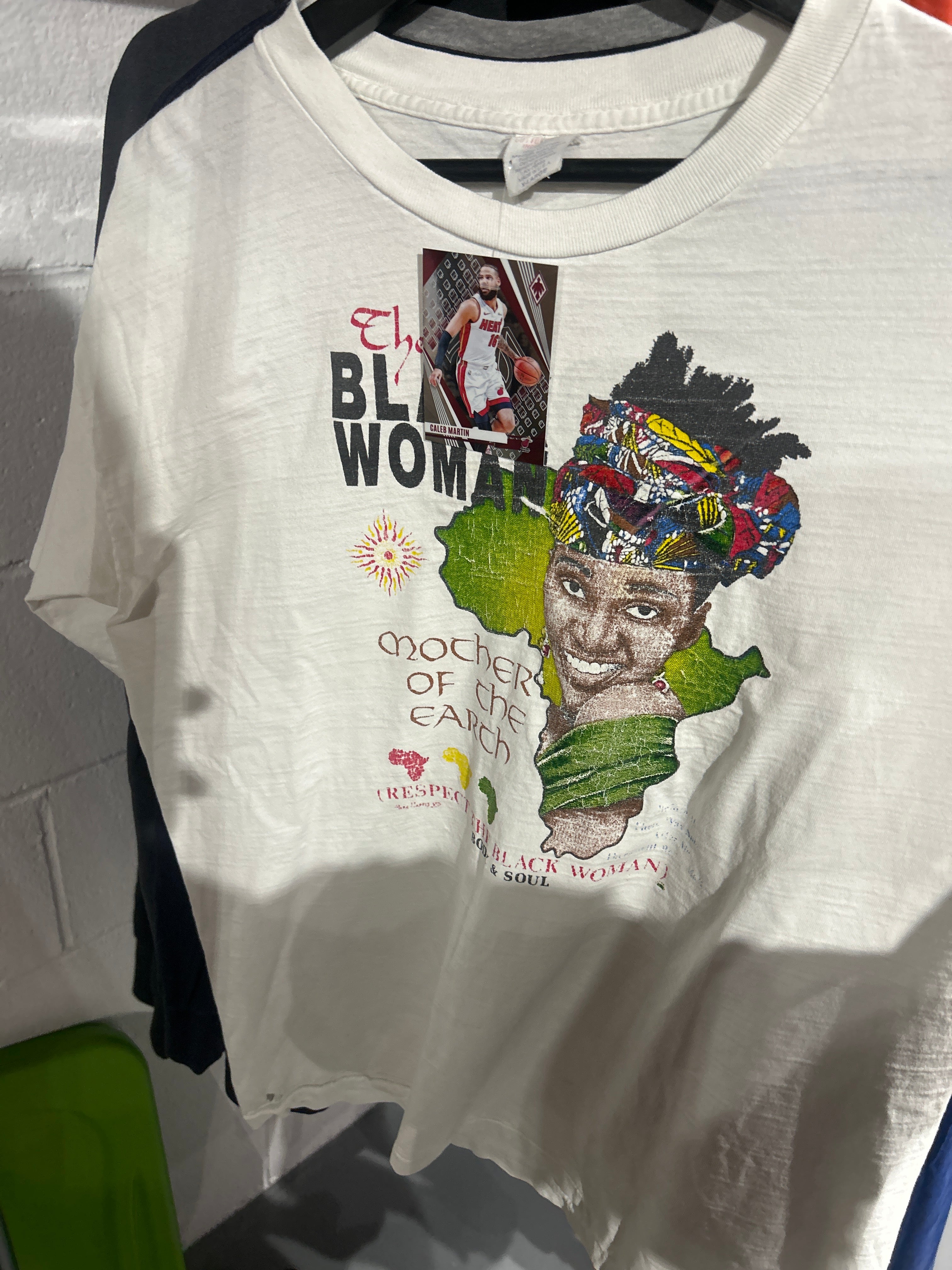 VNTG The Black Woman Sz XL
