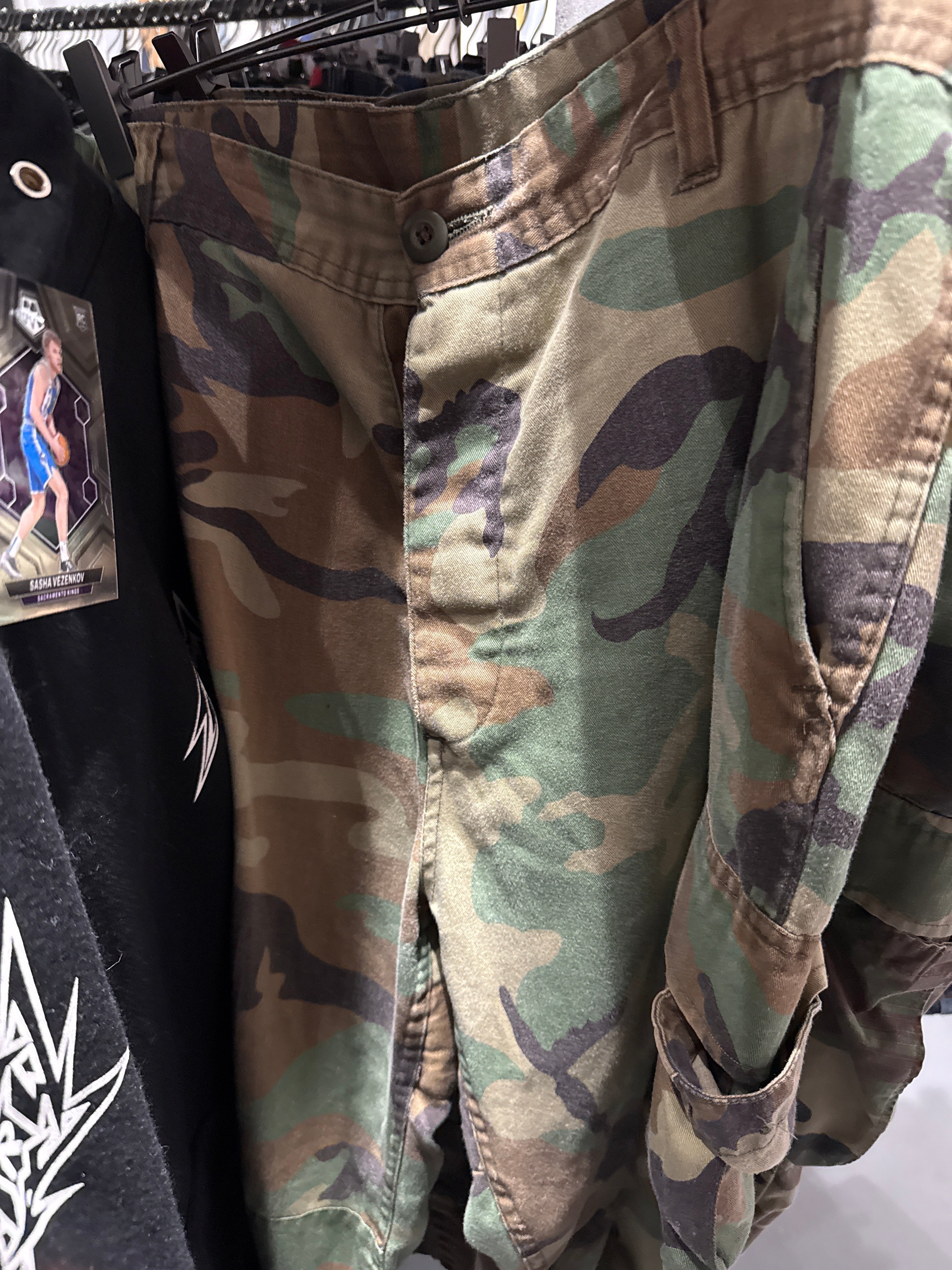 Army Camo Cut Off Shorts Sz 36