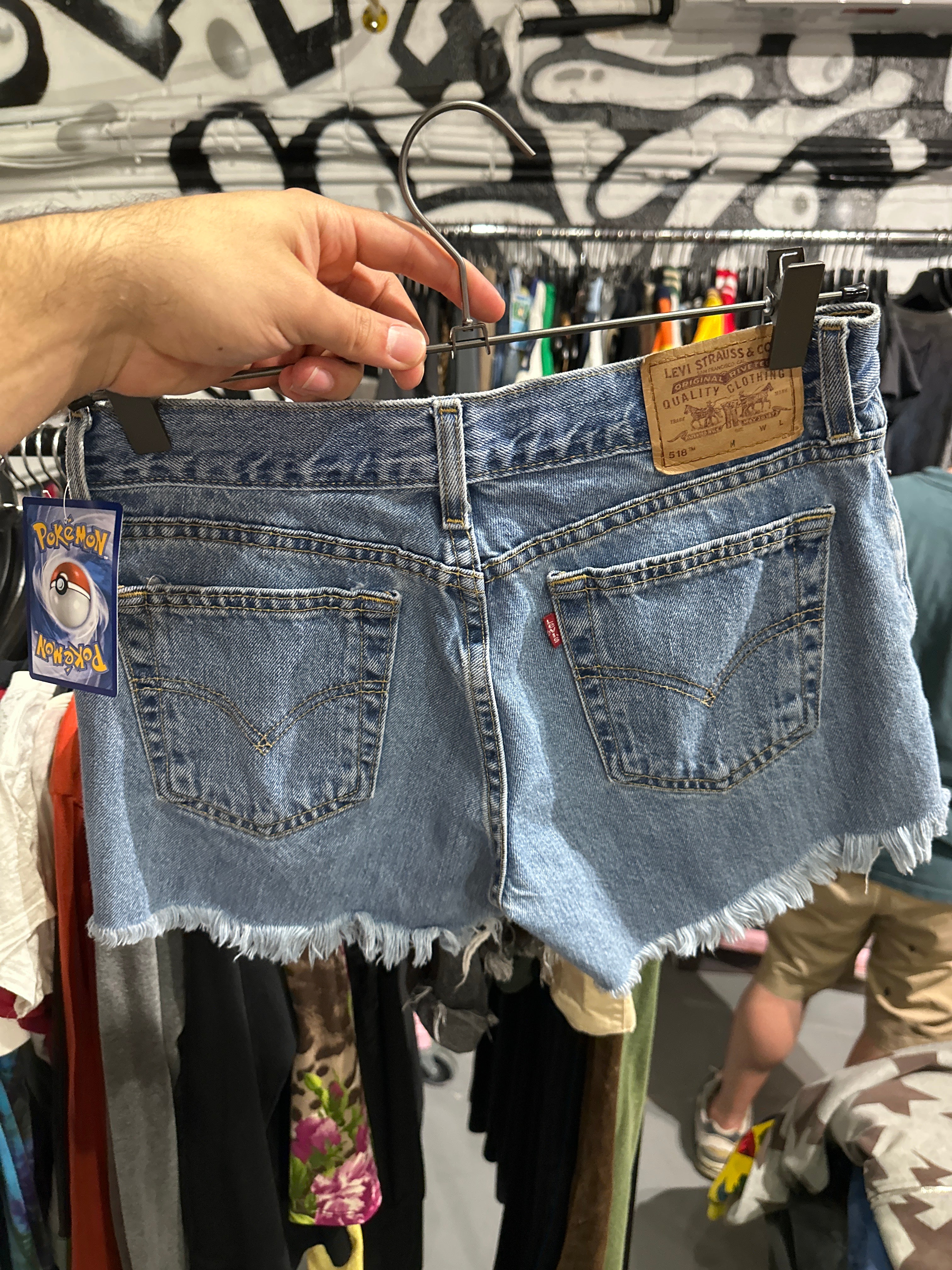 Vtg Levi’s Denim Shorts (9)