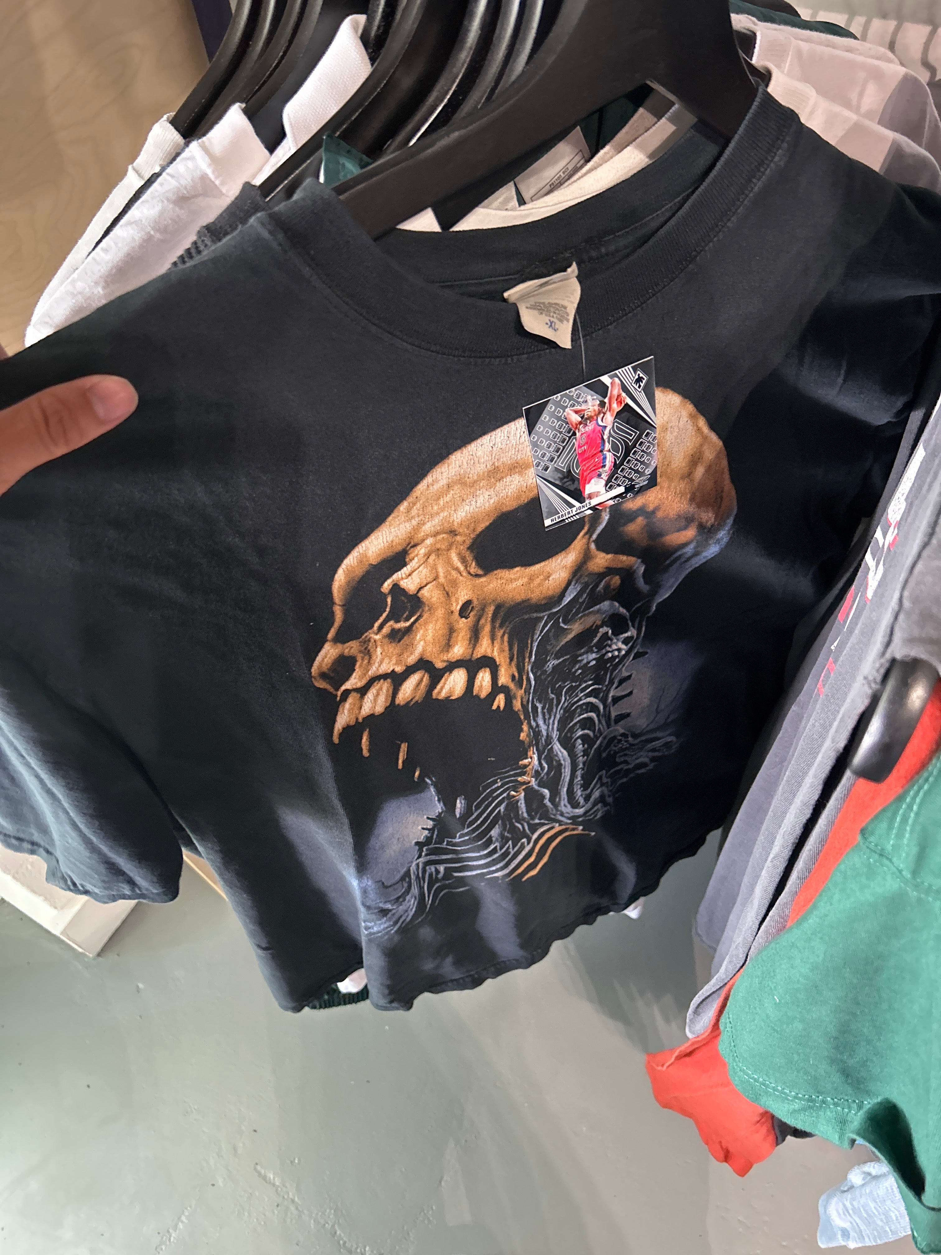 VNTG Skull Sz XL