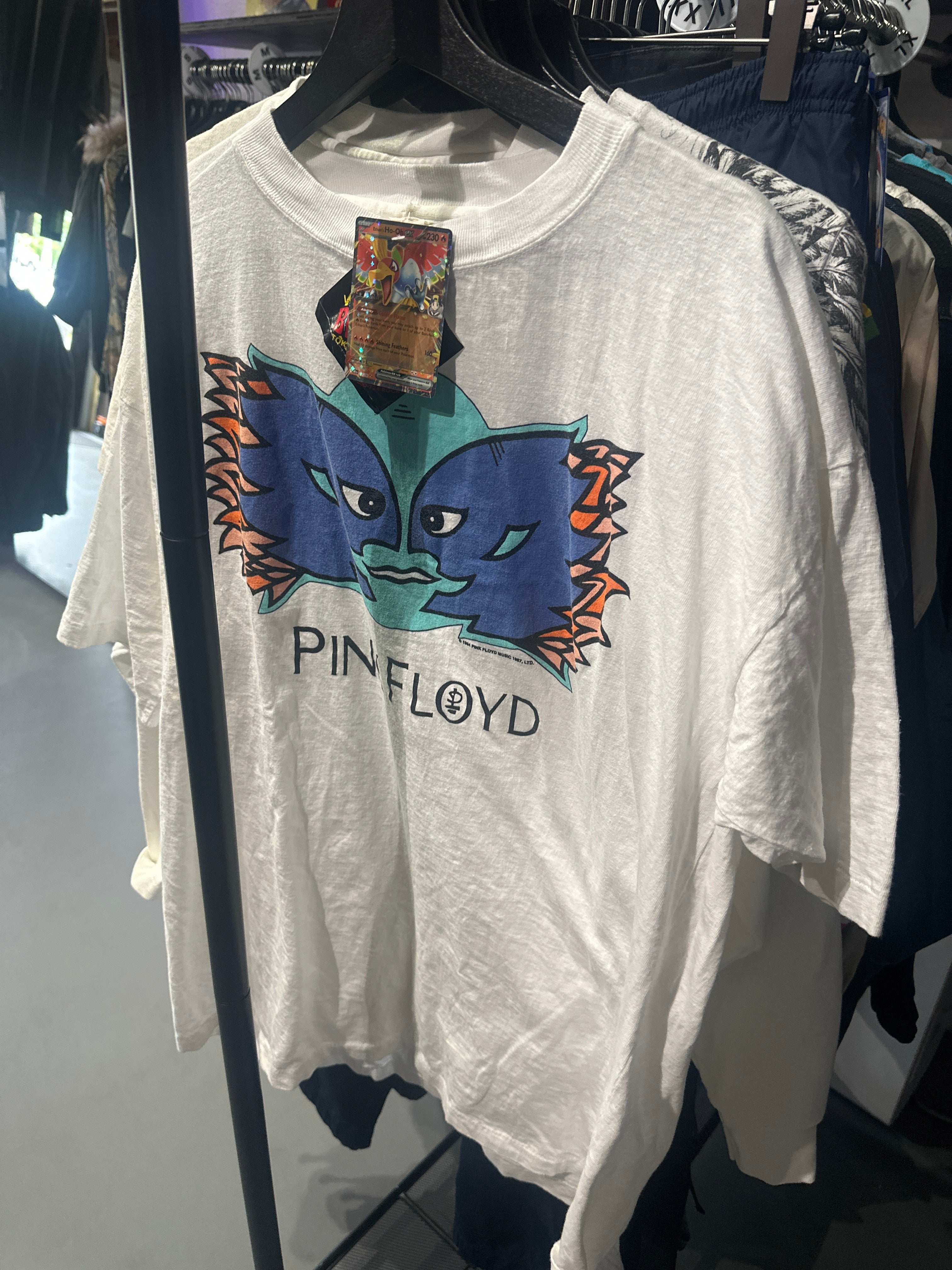 Vtg Pink Floyd Tee (XL)