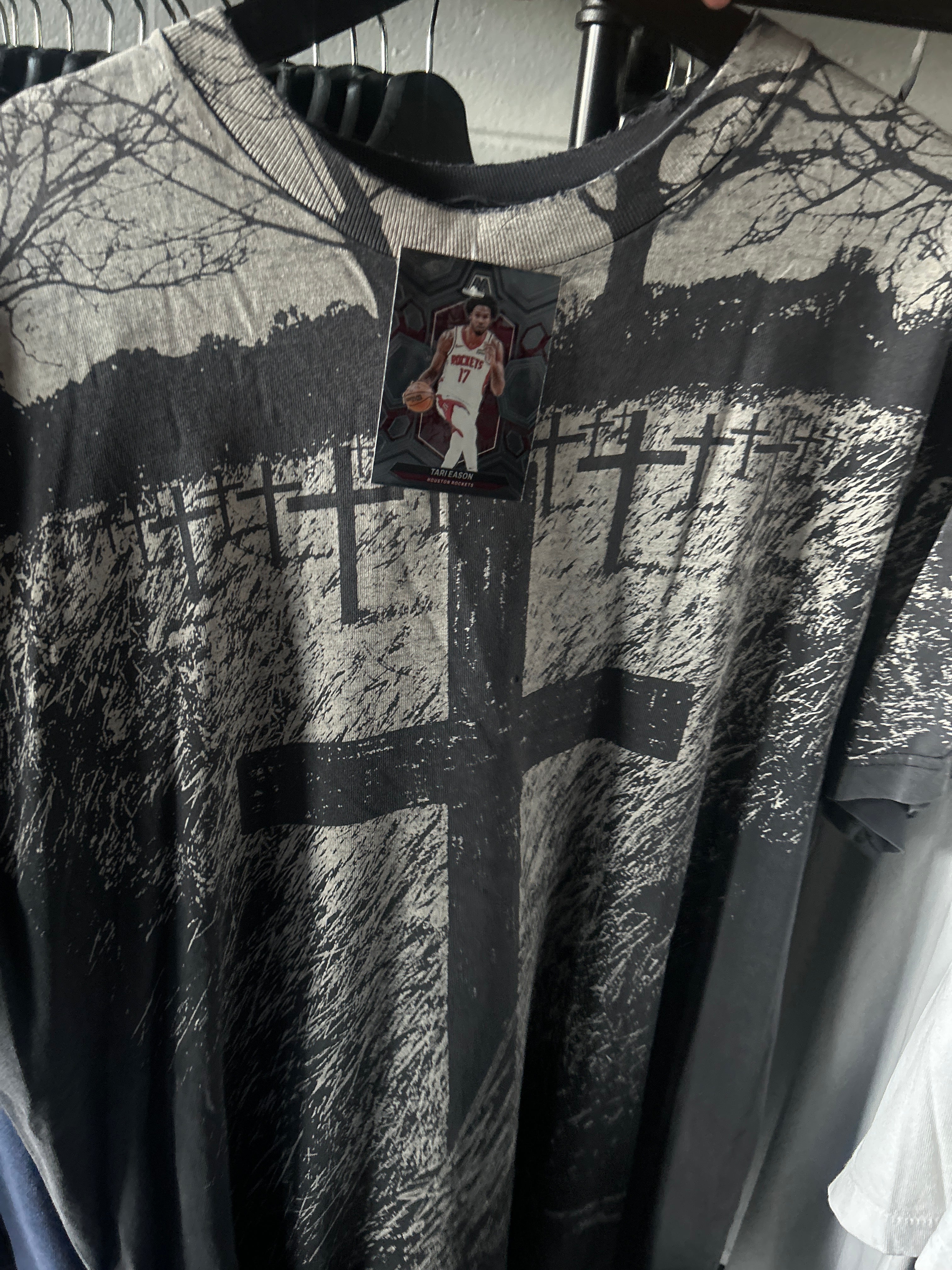 VNTG Jesus AOP Sz L