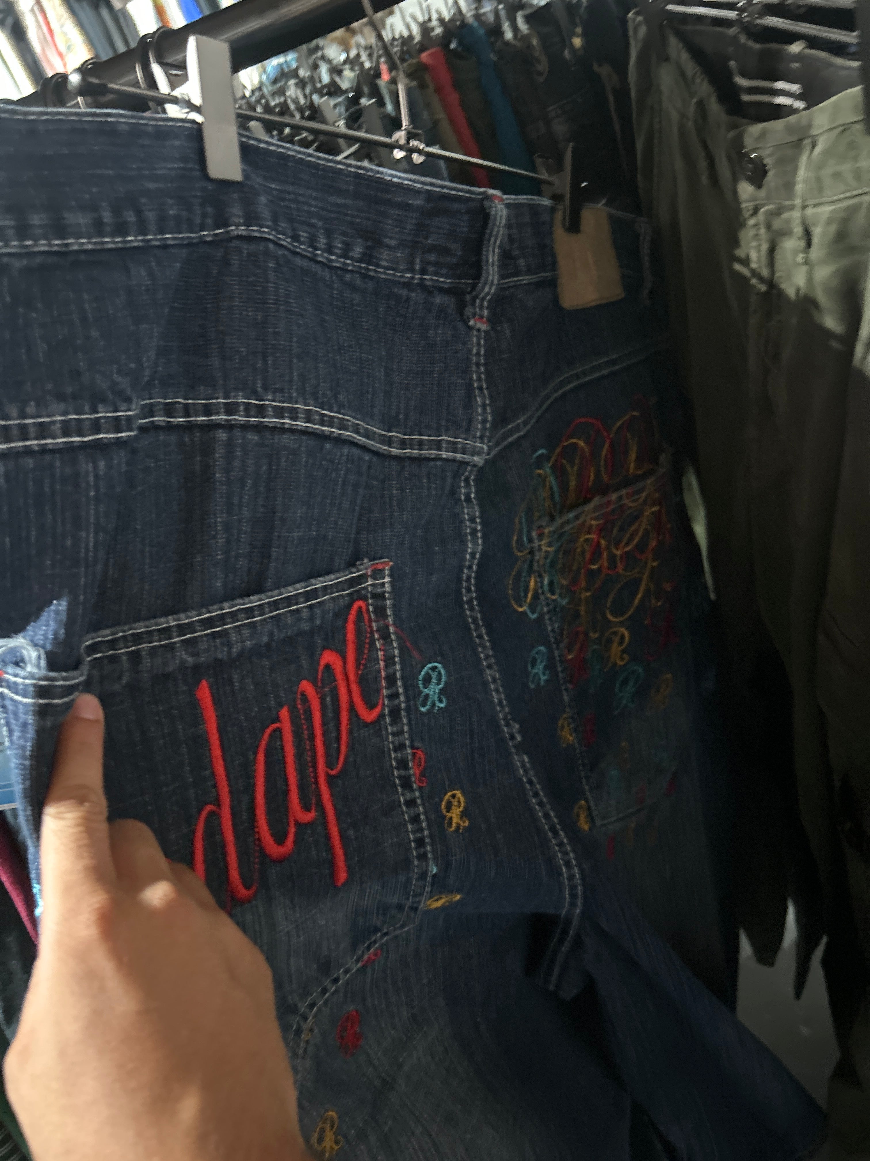 VNTG Red Ape Jorts Sz 46