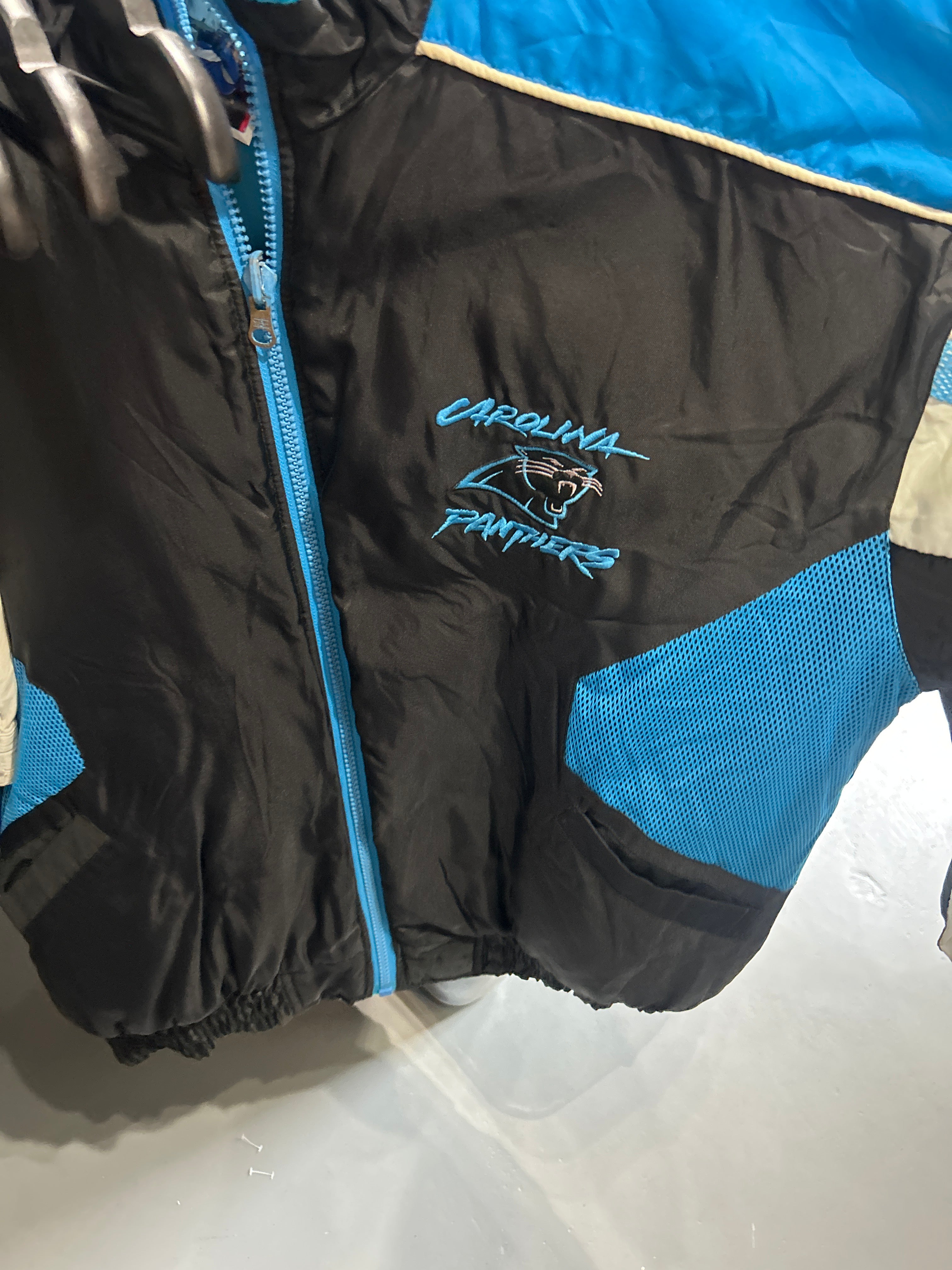 VNTG Panthers Sz XL Reversible