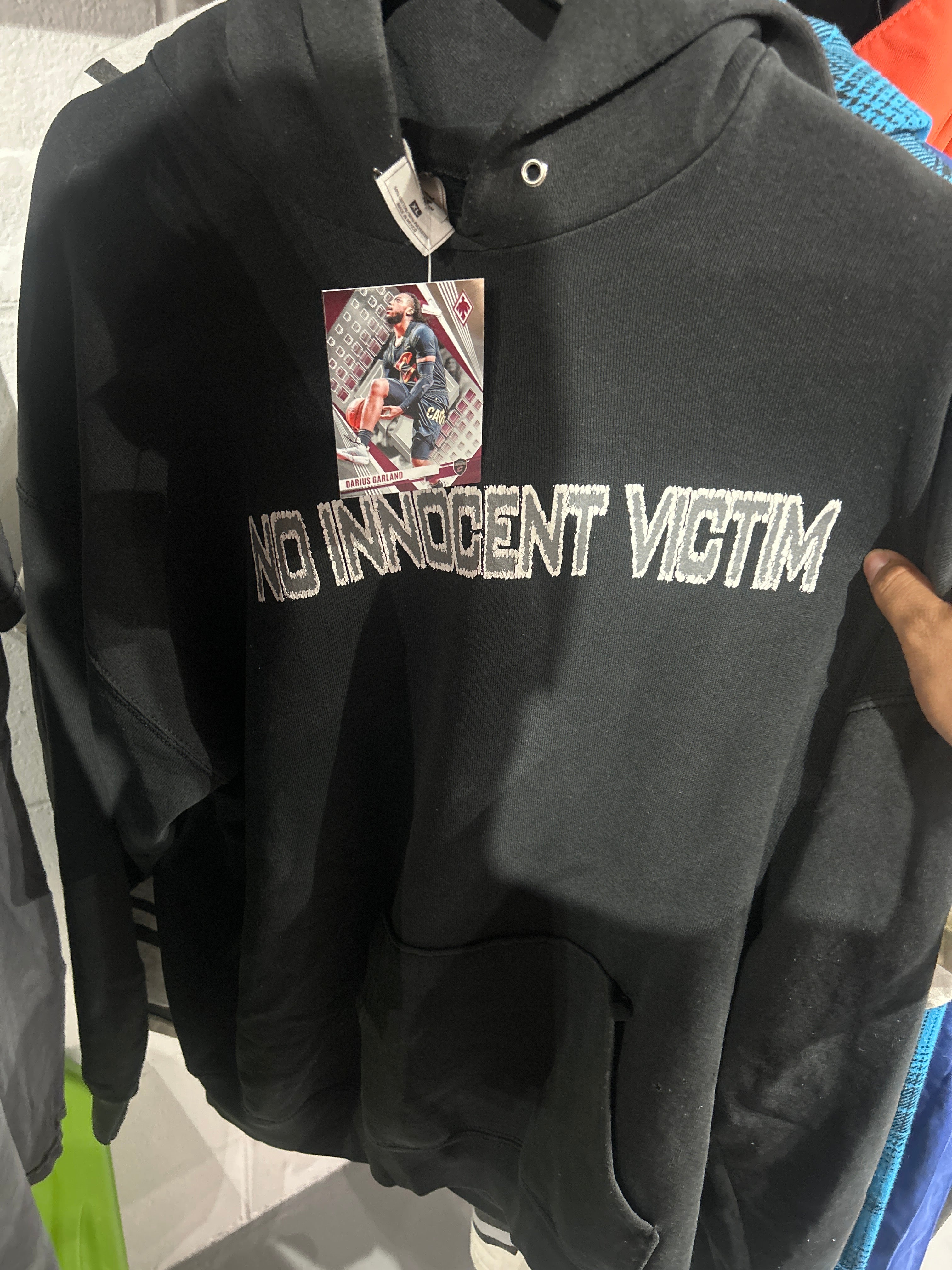 VNTG No Innocent Victim Sz XL