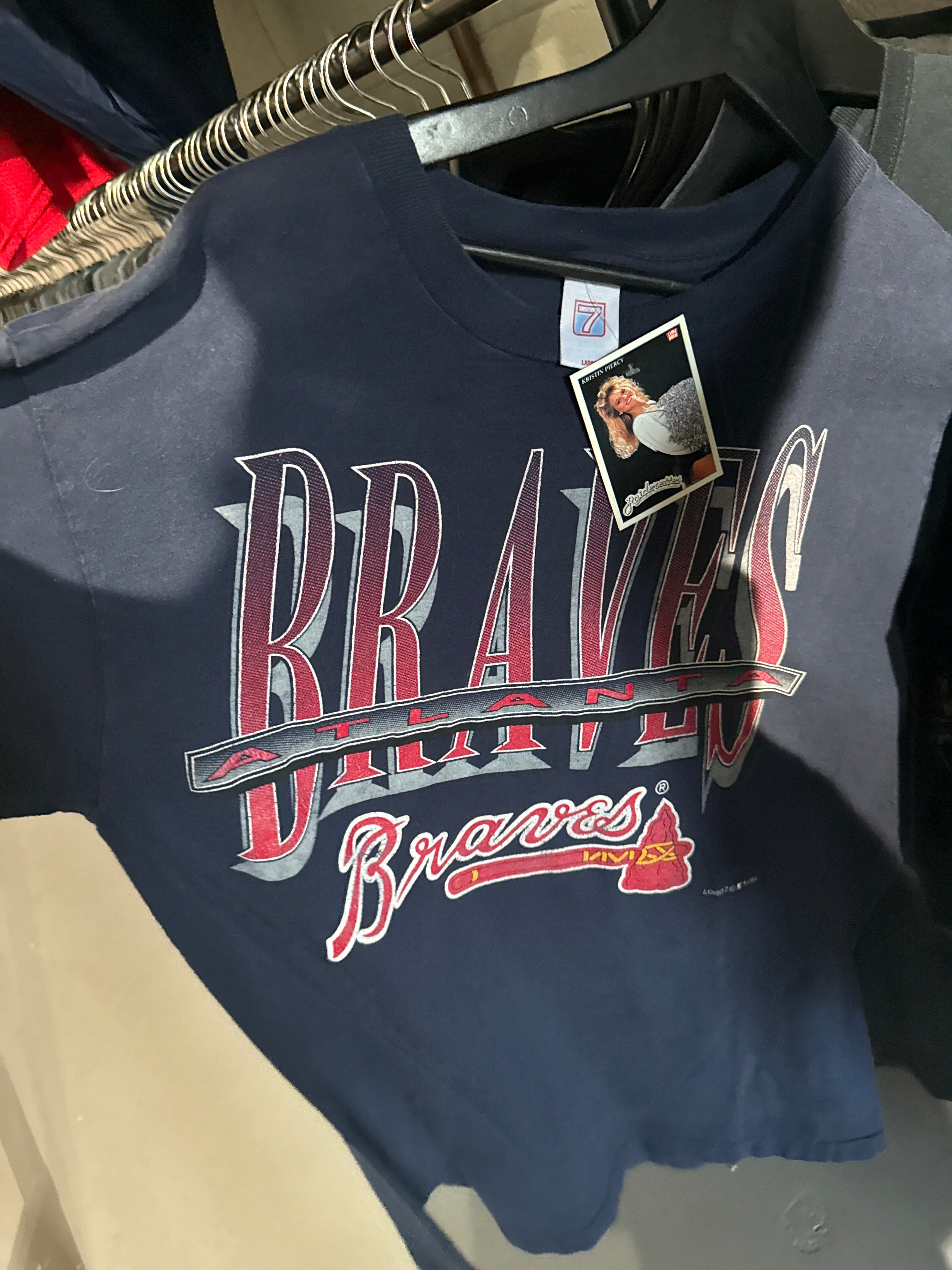 VTG Braves Logo 7 Sz L