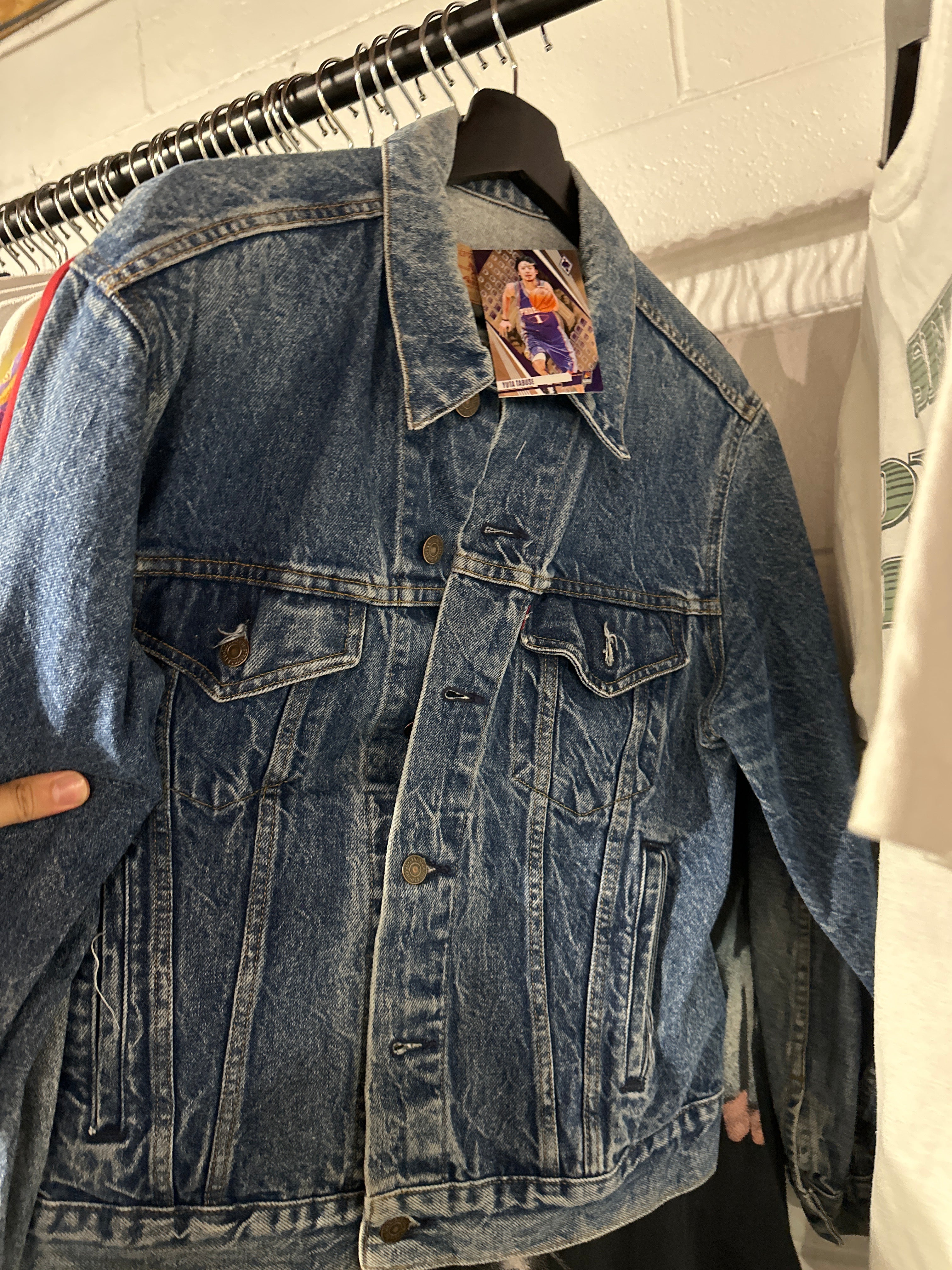 Vtg Levi’s Denim Jacket (M)