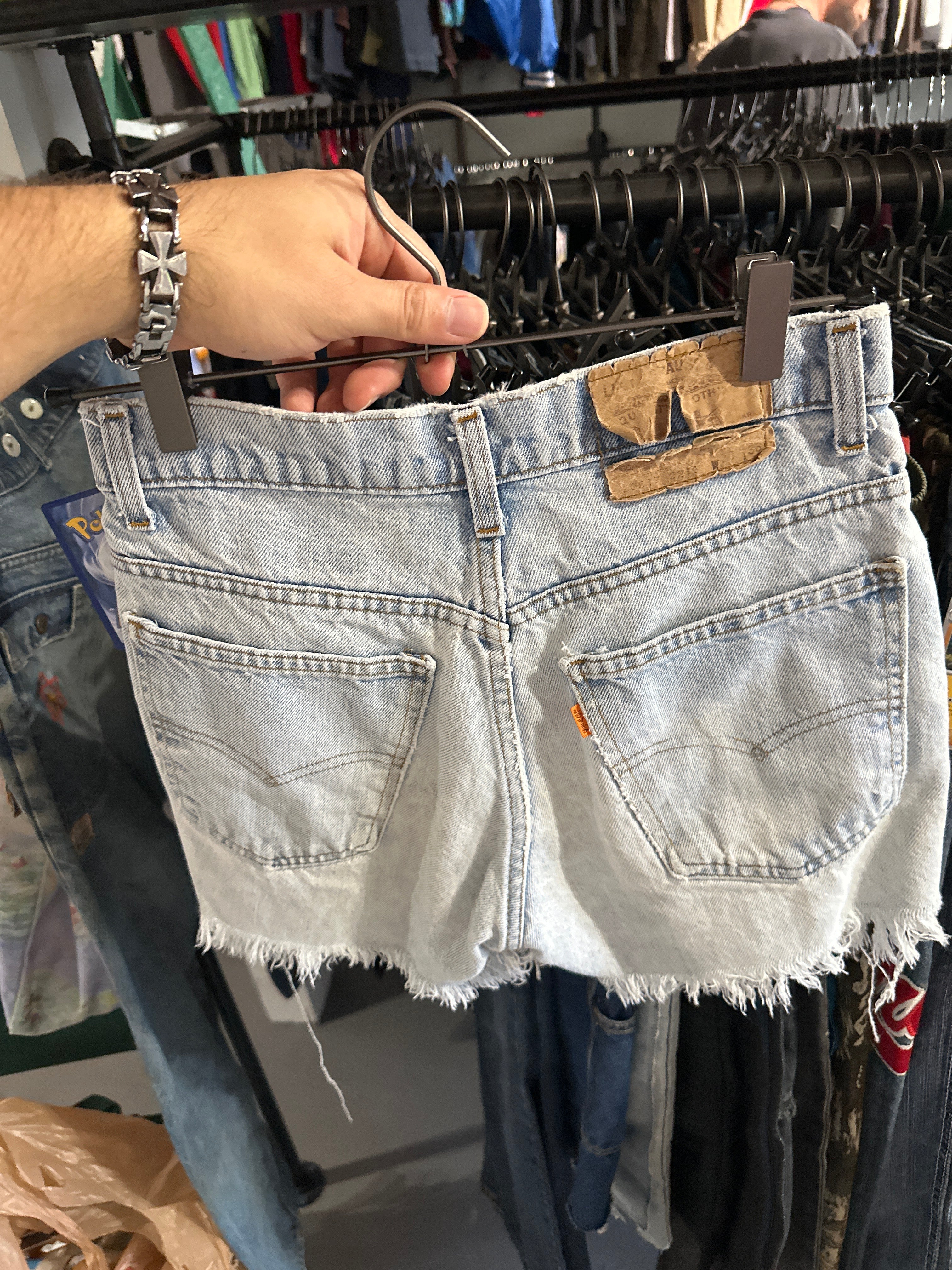 Womens Levi’s Orange Tab Shorts (28)