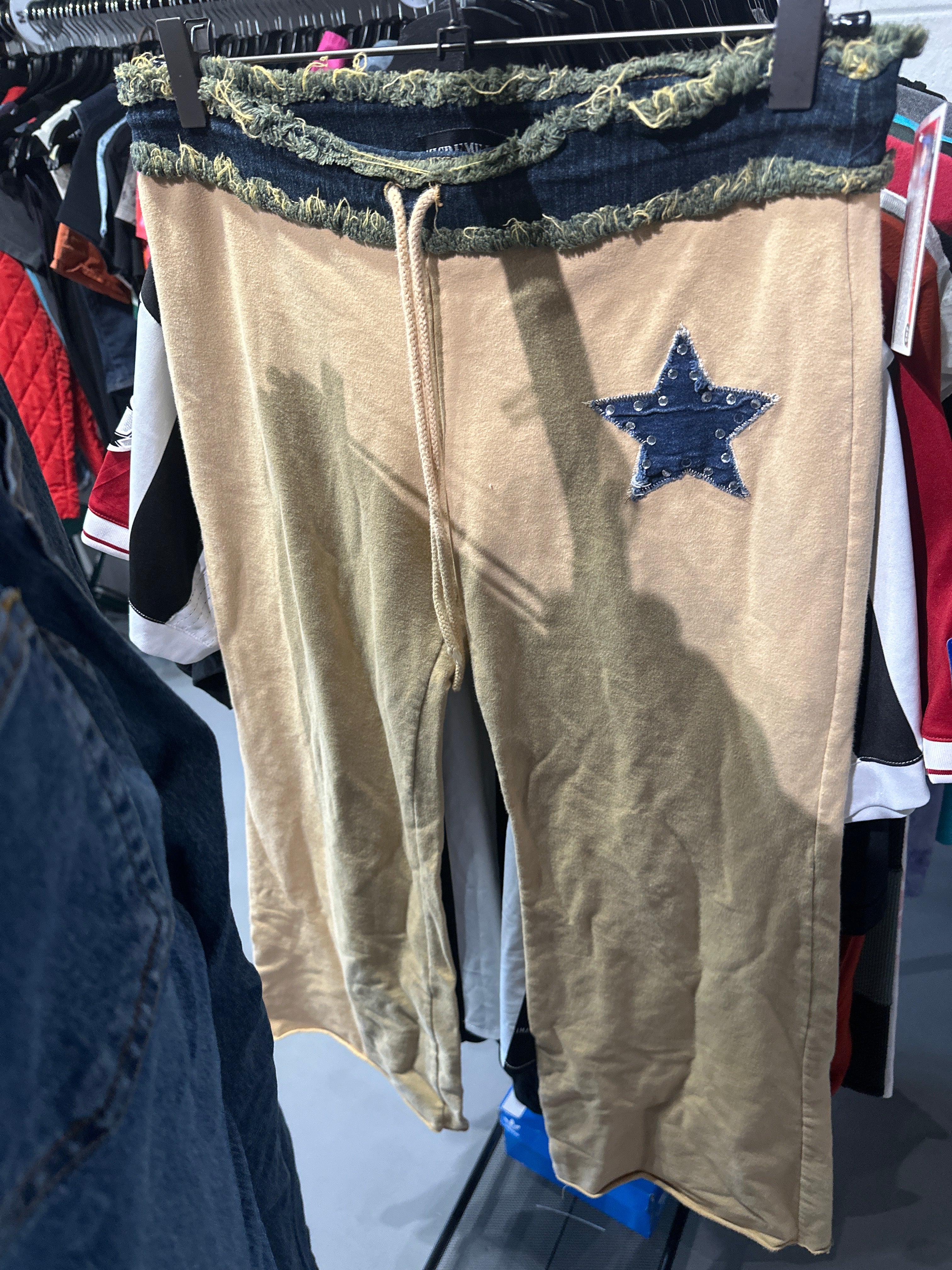 Y2K Misdemeanor Sweats (M)