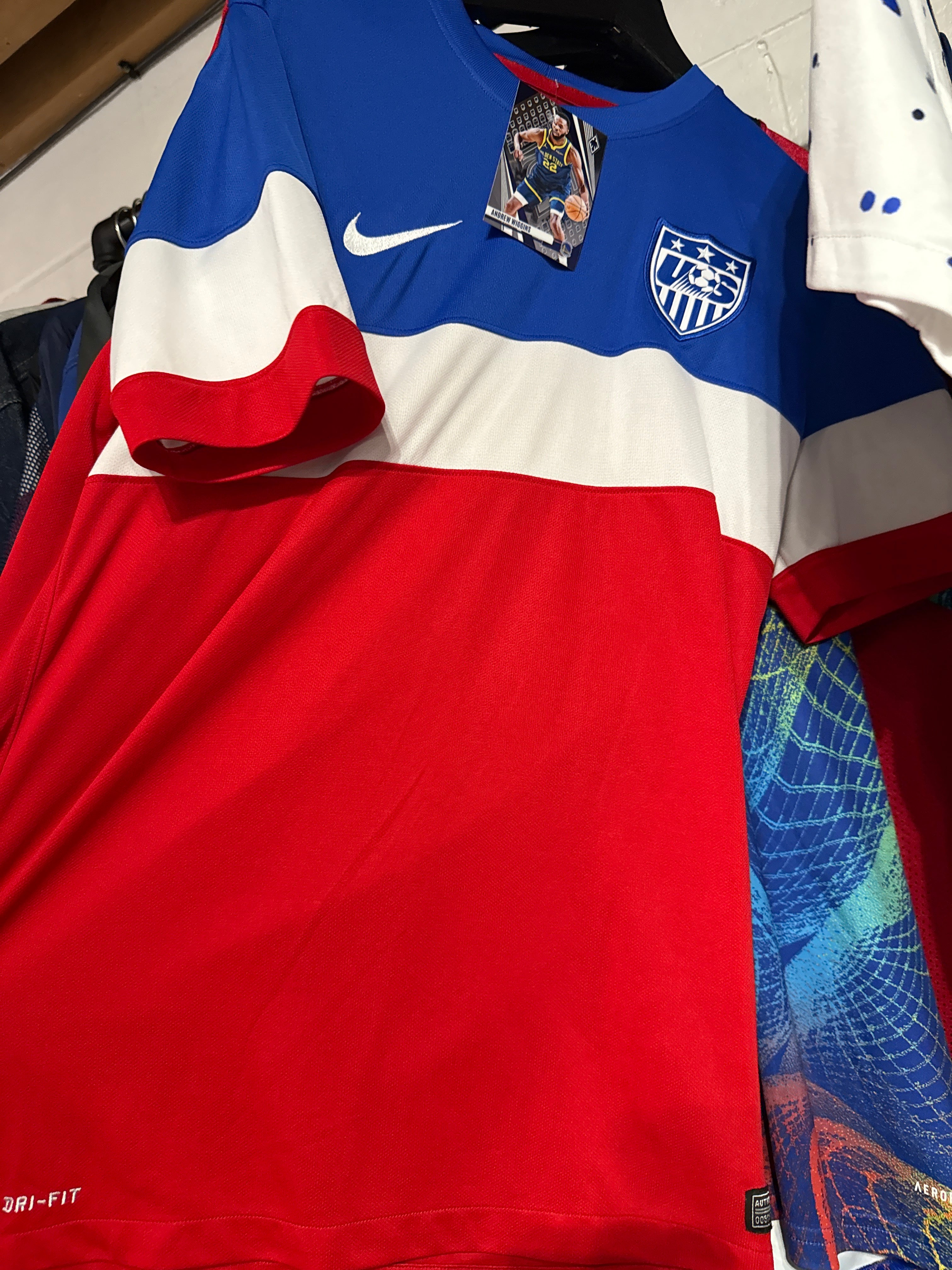 Nike USA Stripe Sz M