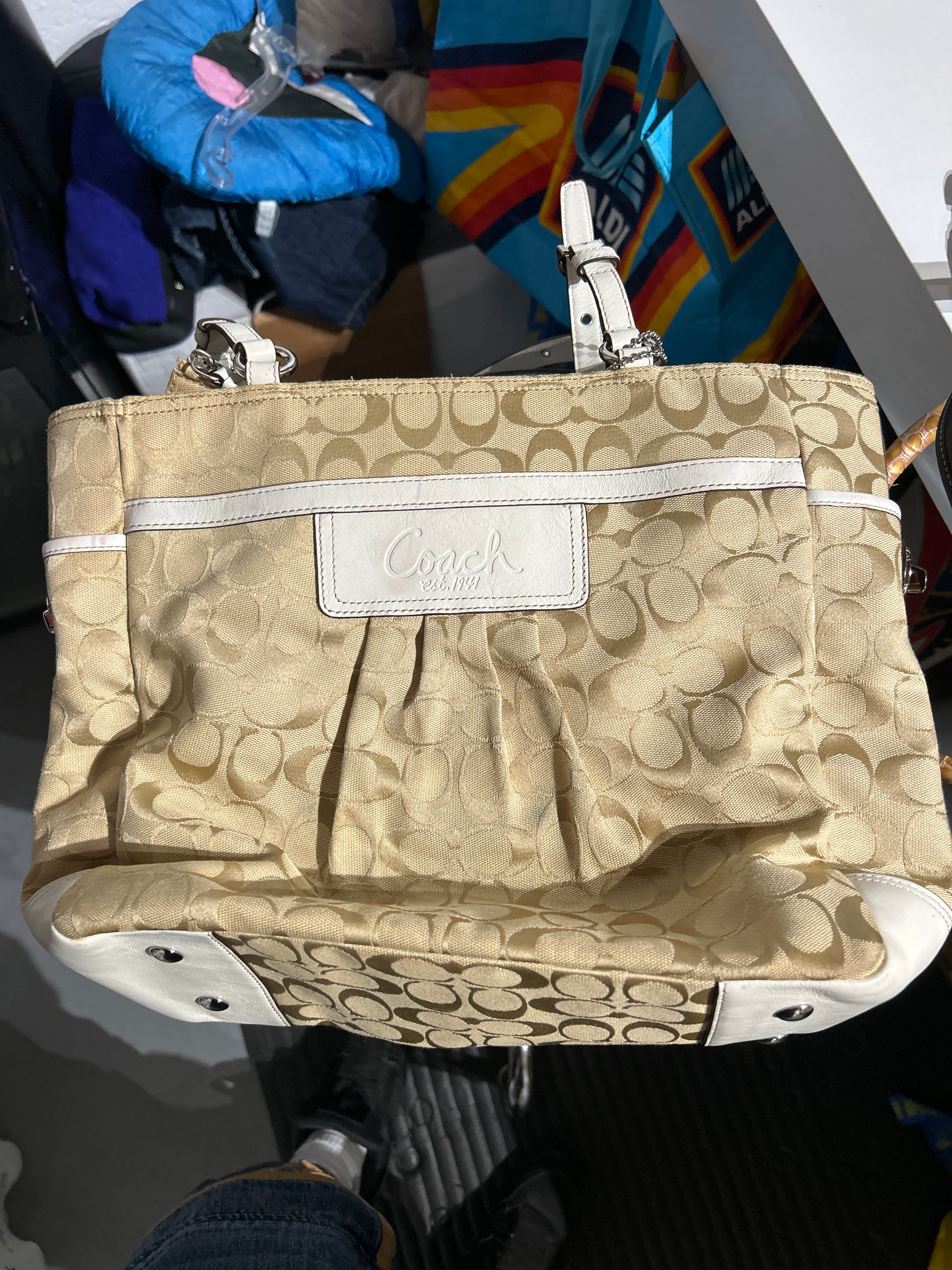 Coach Monogram As is
