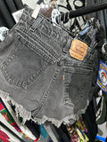 Vtg Levi’s Daisy Dukes (9)