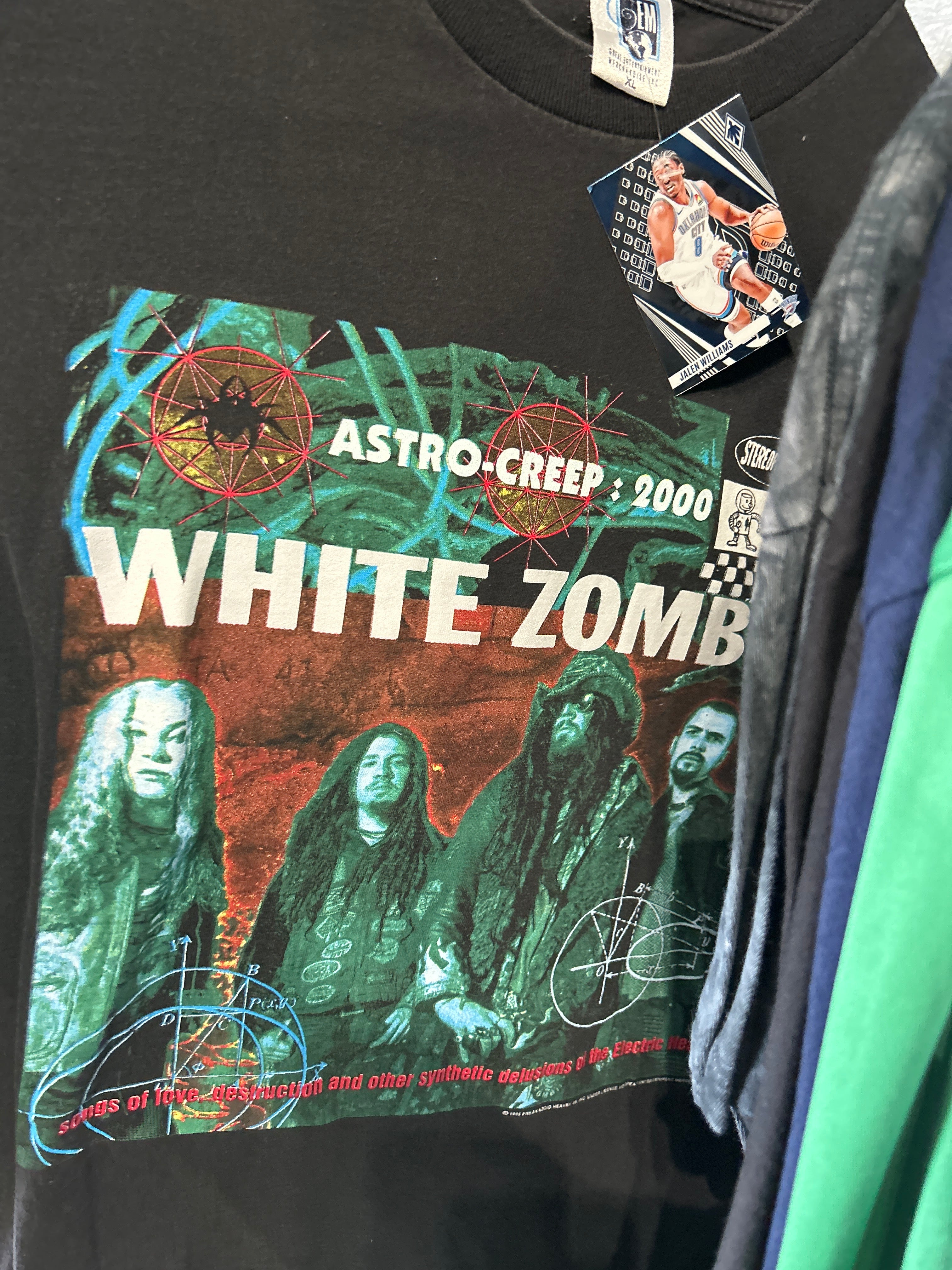 VNTG White Zombie Sz XL